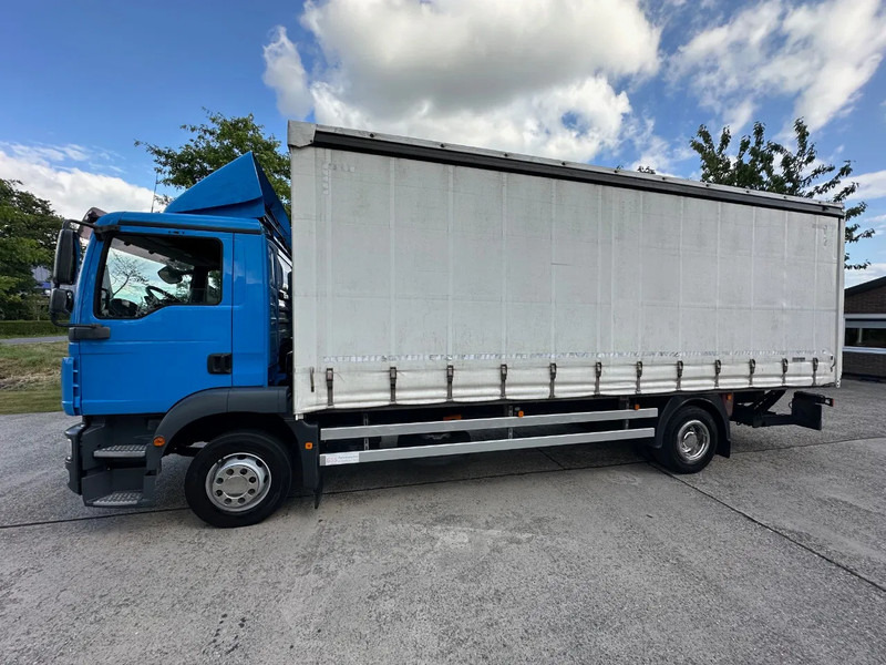 MAN TGM 12.250 / NL TRUCK / EURO 5 / SLIDING ROOF / BOX + TAILLIFT / FULL AIR / NAVI - Tovornjak zabojnik: slika 4 MAN TGM 12.250 / NL TRUCK / EURO 5 / SLIDING ROOF / BOX + TAILLIFT / FULL AIR / NAVI - Tovornjak zabojnik: slika 4