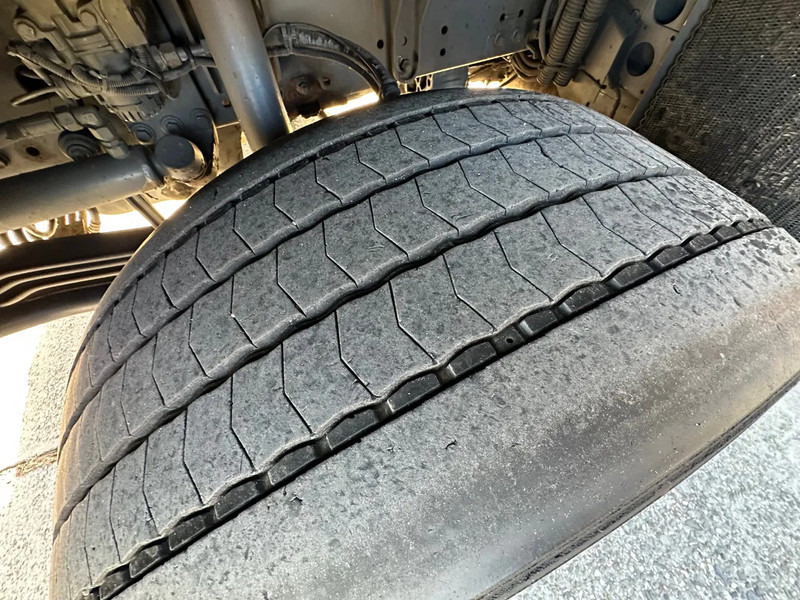 MAN TGS 26.360 / NL TRUCK / EURO 5 / 6x2 / LENK-LIFT / DIJSEL 5 COMP. 23,2 m3 / AUTOMATIC - Tovornjak cisterna: slika 5 MAN TGS 26.360 / NL TRUCK / EURO 5 / 6x2 / LENK-LIFT / DIJSEL 5 COMP. 23,2 m3 / AUTOMATIC - Tovornjak cisterna: slika 5