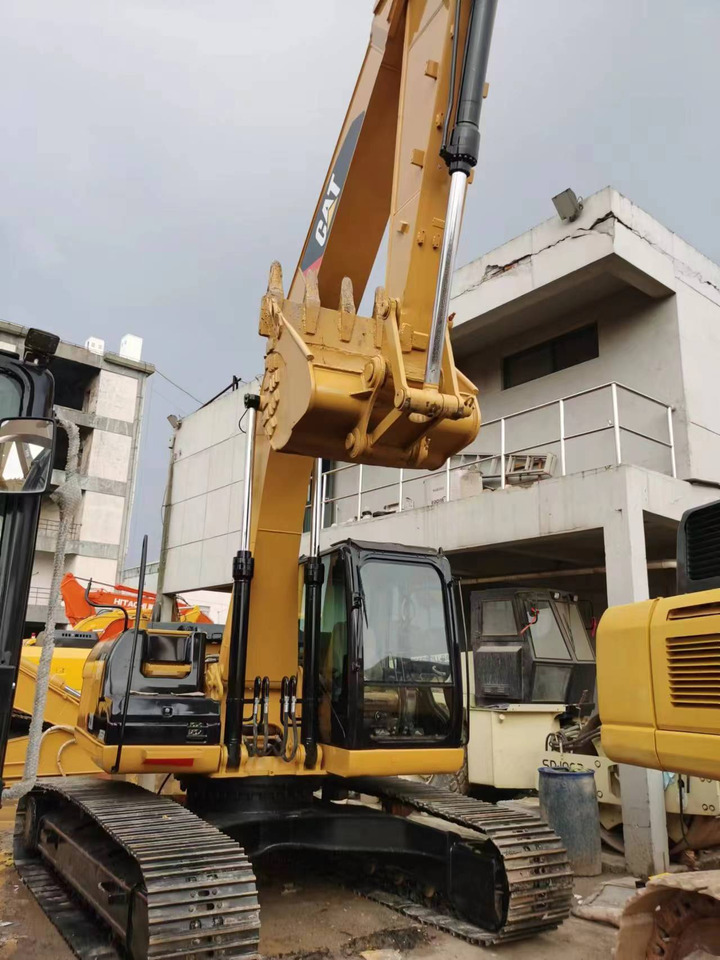 CATERPILLAR 323DL - Bager goseničar: slika 4 CATERPILLAR 323DL - Bager goseničar: slika 4