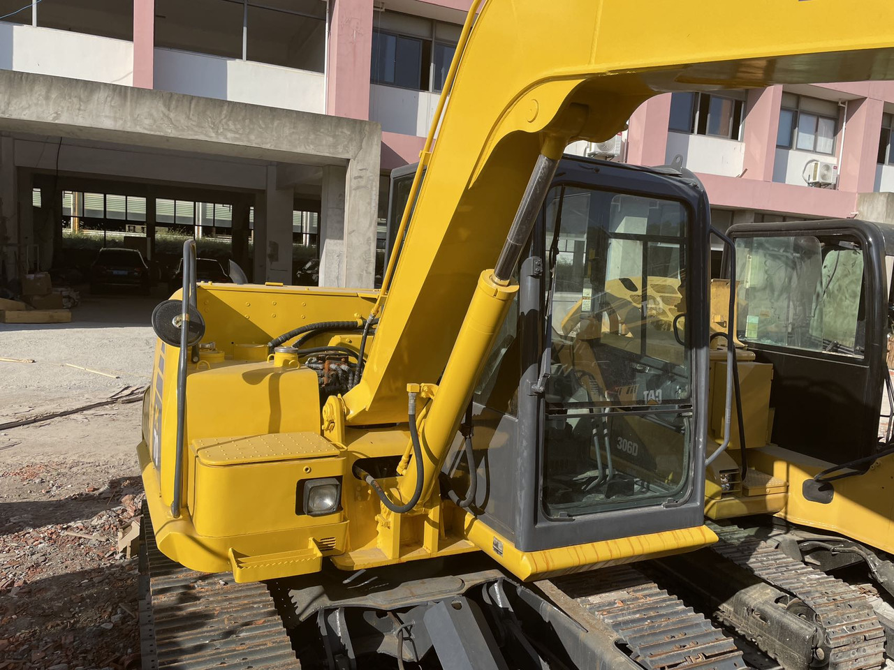 KOMATSU PC70-8 - Mini bager: slika 3 KOMATSU PC70-8 - Mini bager: slika 3