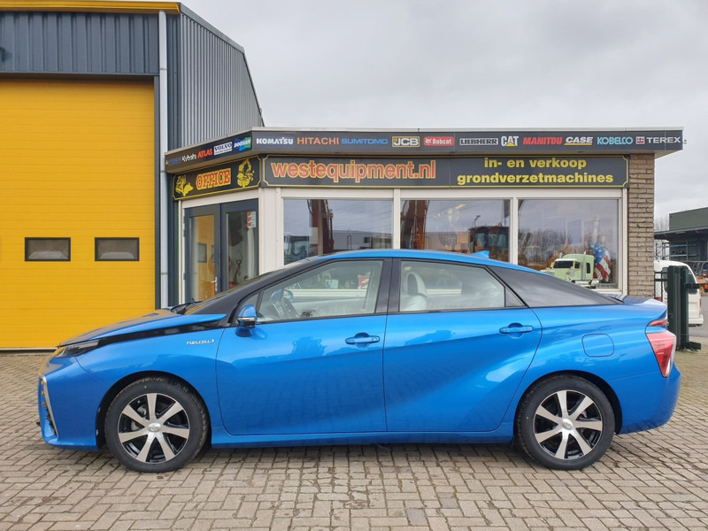 Toyota Mirai - Limuzina: slika 1 Toyota Mirai - Limuzina: slika 1