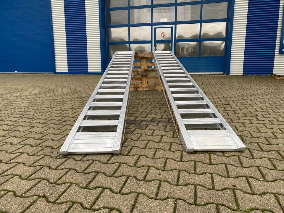 Alurampen Satz 3,50M 2000KG Minibagger Minilader Quad Auffahrrampe *INKL.19% MWST* - Nakladalna rampa: slika 3 Alurampen Satz 3,50M 2000KG Minibagger Minilader Quad Auffahrrampe *INKL.19% MWST* - Nakladalna rampa: slika 3