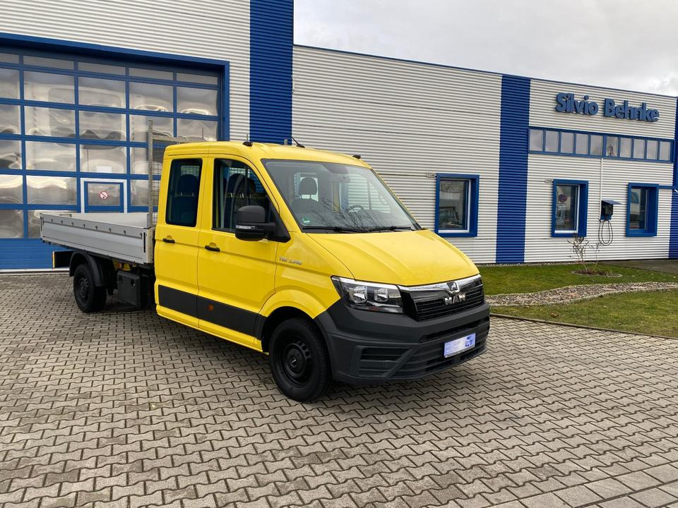 MAN TGE 3.140 Doka Pritsche Lang *STANDHZG* AHK*HECKANTRIEB*1.HAND*INKL.19% MWST*SOFORT!* - Dostavno vozilo s kesonom, Dostavno vozilo z dvojno kabino: slika 1 MAN TGE 3.140 Doka Pritsche Lang *STANDHZG* AHK*HECKANTRIEB*1.HAND*INKL.19% MWST*SOFORT!* - Dostavno vozilo s kesonom, Dostavno vozilo z dvojno kabino: slika 1