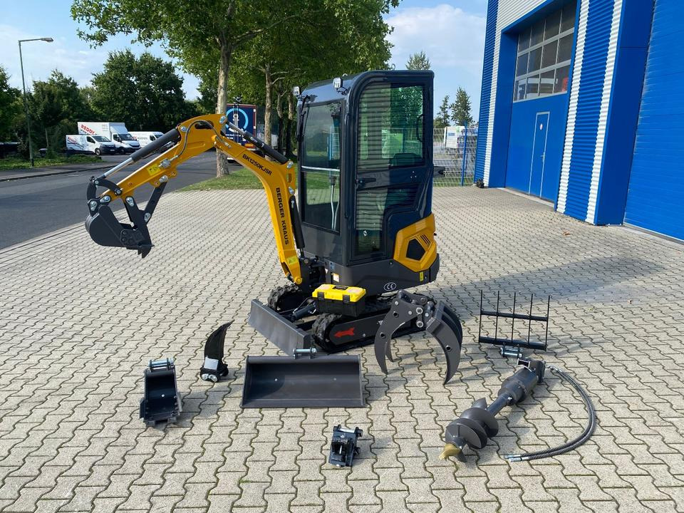 Minibagger BK1250KJSR inkl. kleinem Zubehörpaket *INKL.19% MWST*BERGER KRAUS*KUBOTA* VERSTELLFAHRWERK*SOFORT!* - Mini bager: slika 2 Minibagger BK1250KJSR inkl. kleinem Zubehörpaket *INKL.19% MWST*BERGER KRAUS*KUBOTA* VERSTELLFAHRWERK*SOFORT!* - Mini bager: slika 2