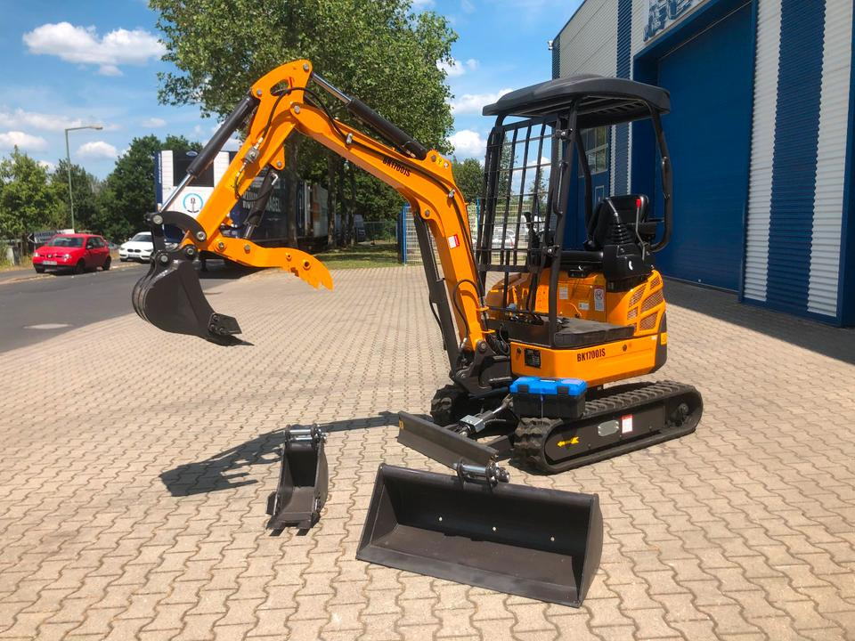 Minibagger BK1700JS + Schaufelpaket *INKL.19% MWST*BERGER KRAUS*KUBOTA*JOYST*SOFORT! - Mini bager: slika 1 Minibagger BK1700JS + Schaufelpaket *INKL.19% MWST*BERGER KRAUS*KUBOTA*JOYST*SOFORT! - Mini bager: slika 1