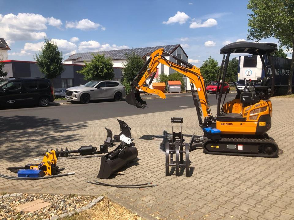 Minibagger BK1700JS inkl. Zubehörpaket Groß *INKL.19% MWST*BERGER KRAUS*KUBOTA*JOYST*SOFORT! - Mini bager: slika 3 Minibagger BK1700JS inkl. Zubehörpaket Groß *INKL.19% MWST*BERGER KRAUS*KUBOTA*JOYST*SOFORT! - Mini bager: slika 3