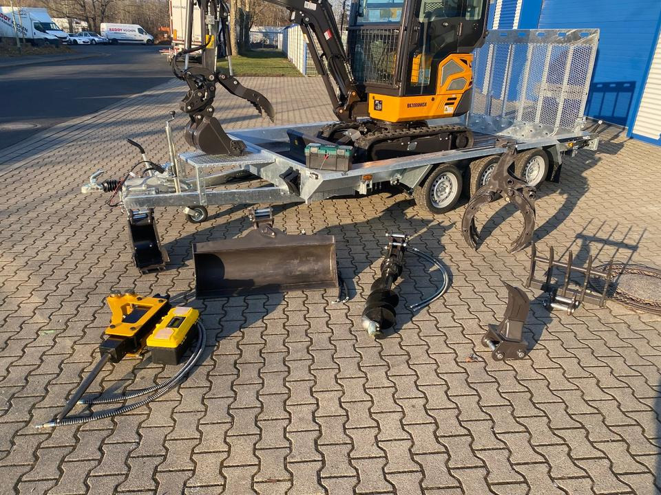 Minibagger BK2000NKSR + Tieflader + Zubehör *INKL.19% MWST*BERGER KRAUS*KUBOTA* KLIMA*SCHWENKARM*VERSTELLFAHRWERK* - Mini bager: slika 2 Minibagger BK2000NKSR + Tieflader + Zubehör *INKL.19% MWST*BERGER KRAUS*KUBOTA* KLIMA*SCHWENKARM*VERSTELLFAHRWERK* - Mini bager: slika 2