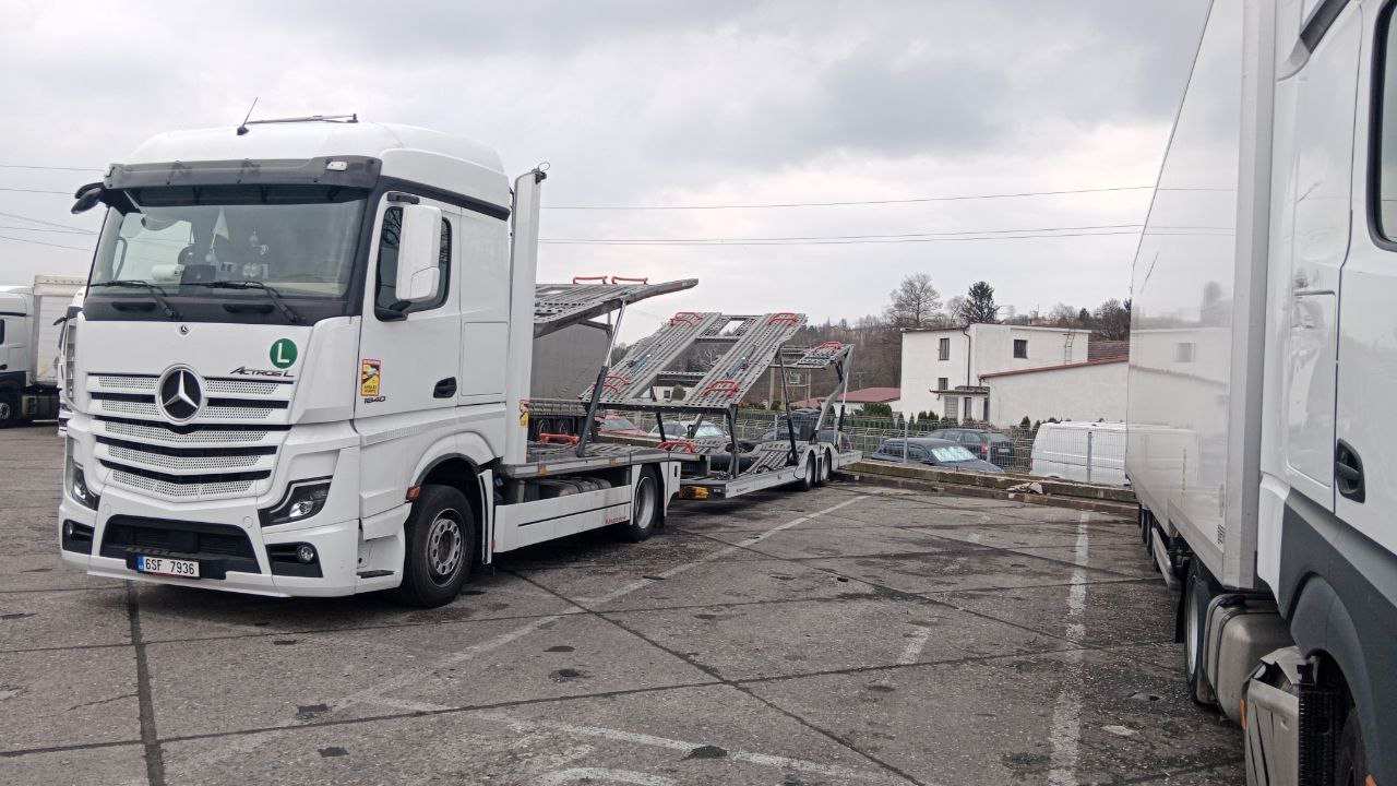 MERCEDES-BENZ actros - Tovornjak avtotransporter: slika 1 MERCEDES-BENZ actros - Tovornjak avtotransporter: slika 1