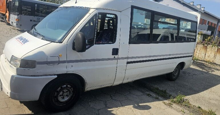 Peugeot BOXER 2.5 - Minibus, Potniški kombi: slika 5 Peugeot BOXER 2.5 - Minibus, Potniški kombi: slika 5