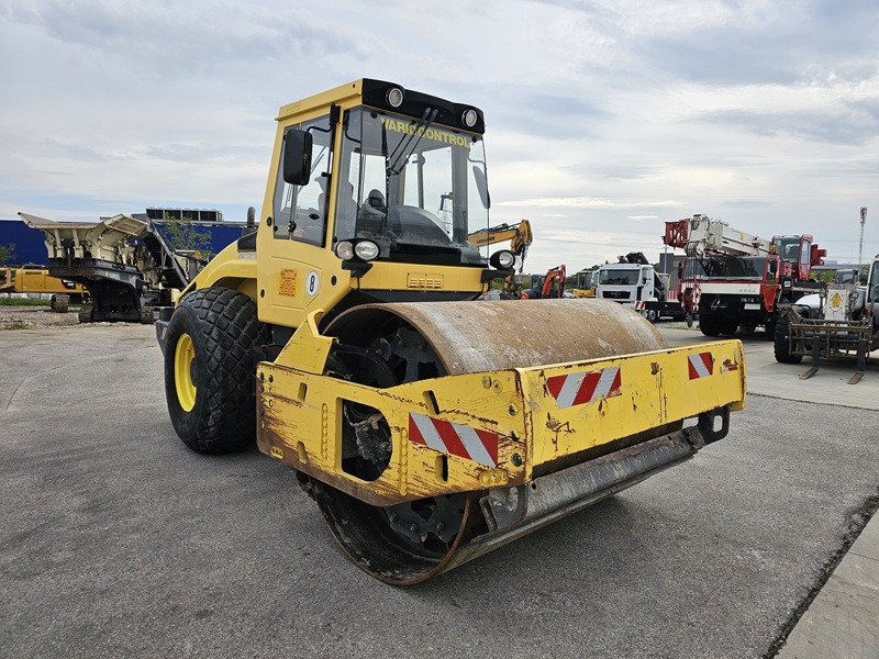 BOMAG BW213DH-4 BVC - Kompaktor: slika 5 BOMAG BW213DH-4 BVC - Kompaktor: slika 5