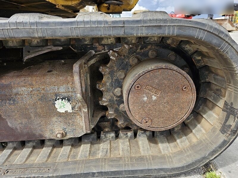 Mini bager Caterpillar 305C: slika 16