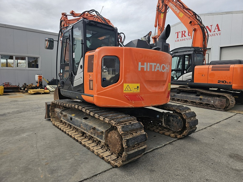 HITACHI ZX135US-6 - Gradbeni stroj: slika 2 HITACHI ZX135US-6 - Gradbeni stroj: slika 2