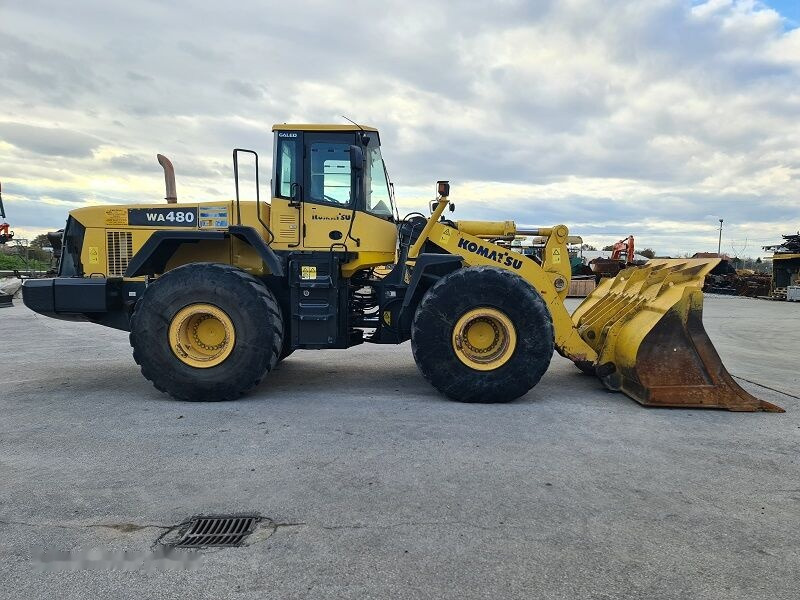 Komatsu WA480-5 - Kolesni nakladalec: slika 5 Komatsu WA480-5 - Kolesni nakladalec: slika 5