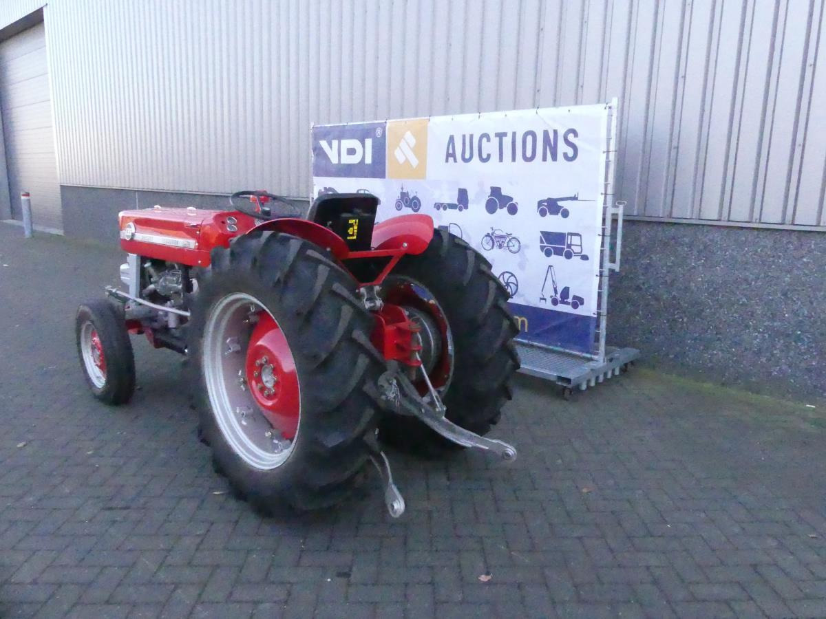 Massey-Ferguson 135 Vinyard - Traktor: slika 5 Massey-Ferguson 135 Vinyard - Traktor: slika 5