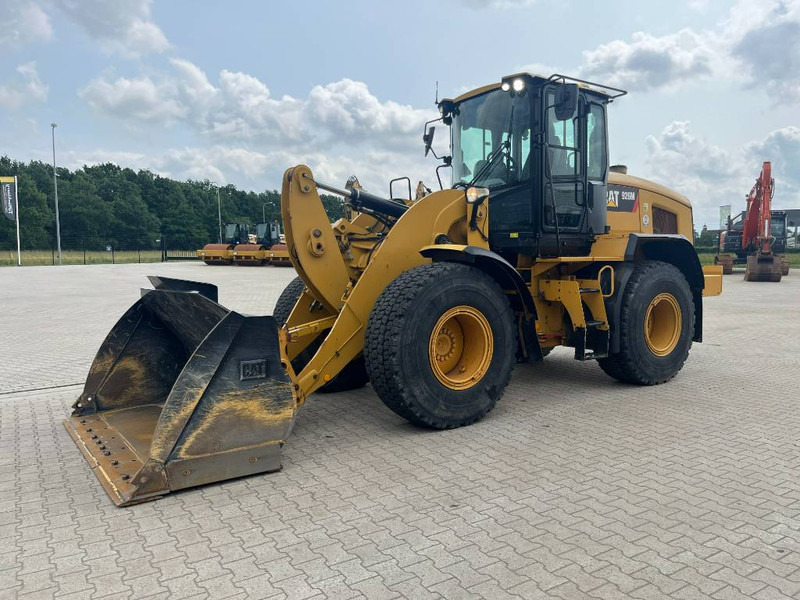 Cat 926M - Kolesni nakladalec: slika 1 Cat 926M - Kolesni nakladalec: slika 1