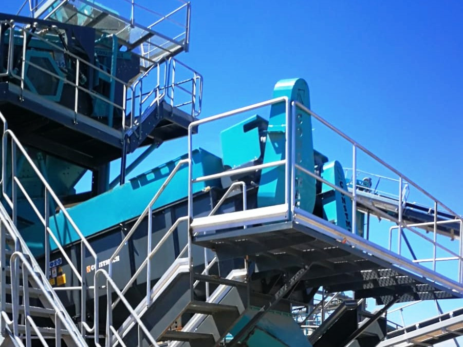 CONSTMACH Log Washer – Powerful Cleaning Solution for Coarse and Clay-Bound Materials - Presejalnik: slika 1 CONSTMACH Log Washer – Powerful Cleaning Solution for Coarse and Clay-Bound Materials - Presejalnik: slika 1