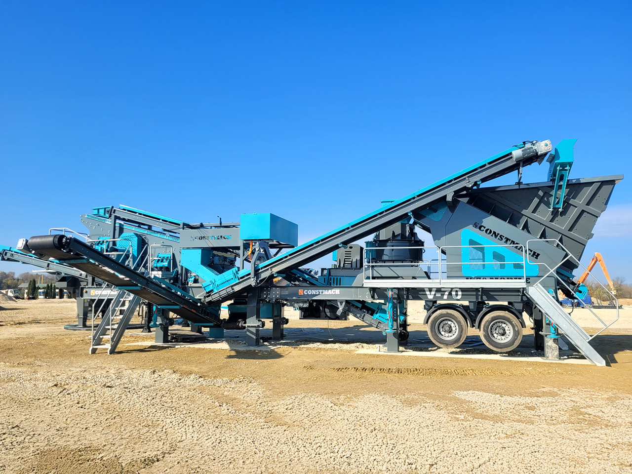 Constmach 100-150 Ton Capacity Mobile Vertical Shaft Impact Crusher - Mobilni drobilec: slika 3 Constmach 100-150 Ton Capacity Mobile Vertical Shaft Impact Crusher - Mobilni drobilec: slika 3