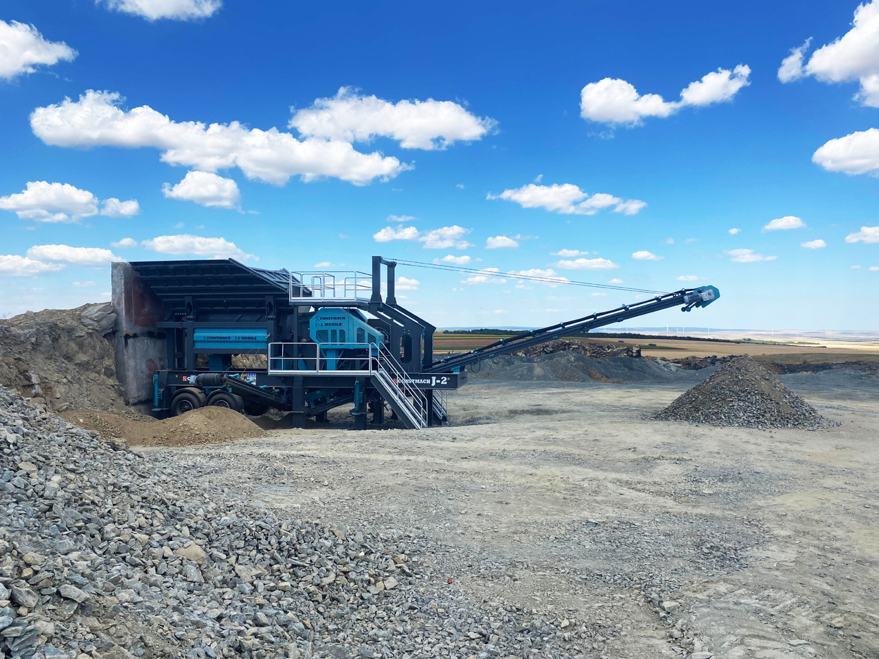Constmach Mobile Jaw Crusher (Mobile Crusher) With Capacity Of 120-150 Tons - Mobilni drobilec: slika 3 Constmach Mobile Jaw Crusher (Mobile Crusher) With Capacity Of 120-150 Tons - Mobilni drobilec: slika 3