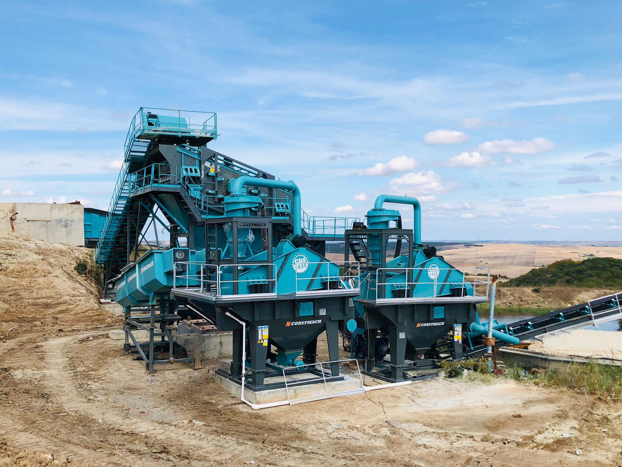 Constmach Stationary Washing And Screening Plant (Sand, Gravel, Gravel Washing And Screening) - Presejalnik: slika 1 Constmach Stationary Washing And Screening Plant (Sand, Gravel, Gravel Washing And Screening) - Presejalnik: slika 1