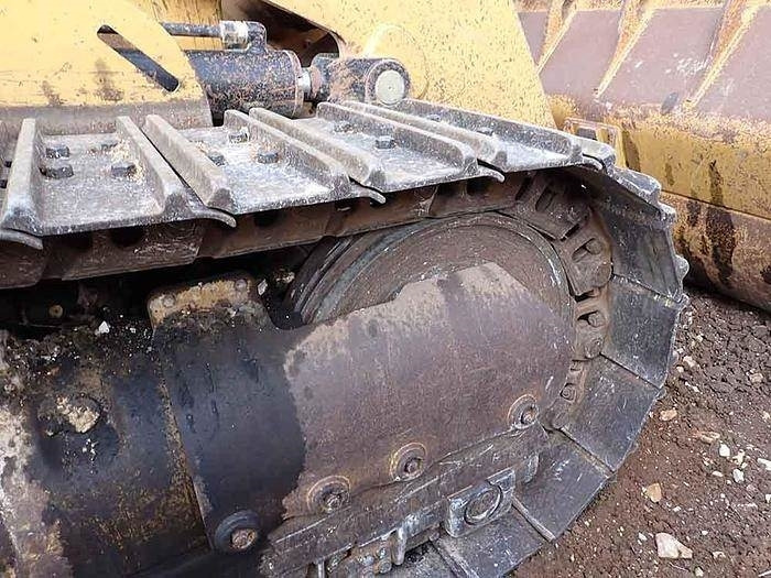 Nakladalec goseničar CAT 963D: slika 25