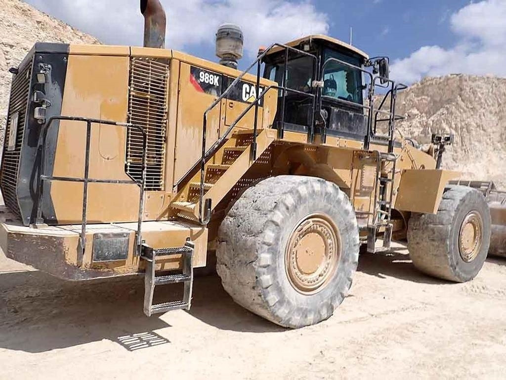 CAT 988K  - Kolesni nakladalec: slika 1 CAT 988K  - Kolesni nakladalec: slika 1