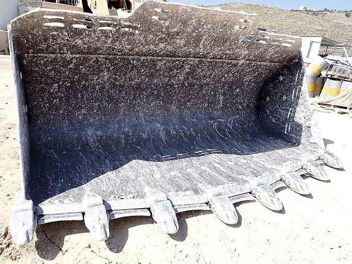 Kolesni nakladalec CAT 988K: slika 15