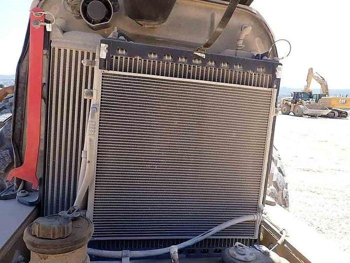 Vibracijska plošča CAT CS64B: slika 28