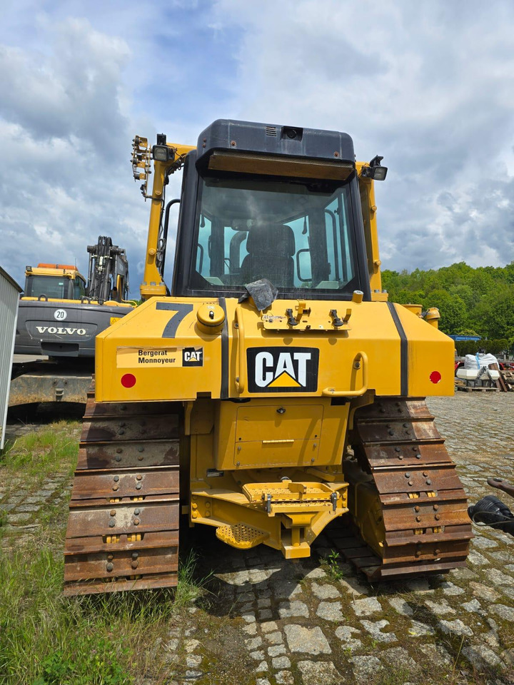 CATERPILLAR D 6 N XL - Buldožer: slika 2 CATERPILLAR D 6 N XL - Buldožer: slika 2
