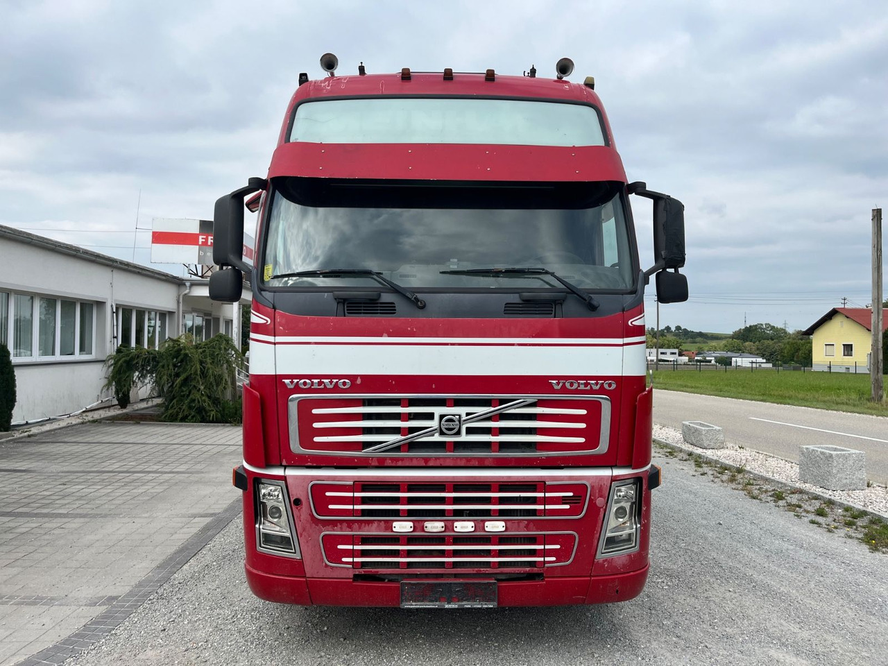 Volvo FH16 610 Palfinger 23002 - Tovornjak z dvigalom: slika 2 Volvo FH16 610 Palfinger 23002 - Tovornjak z dvigalom: slika 2