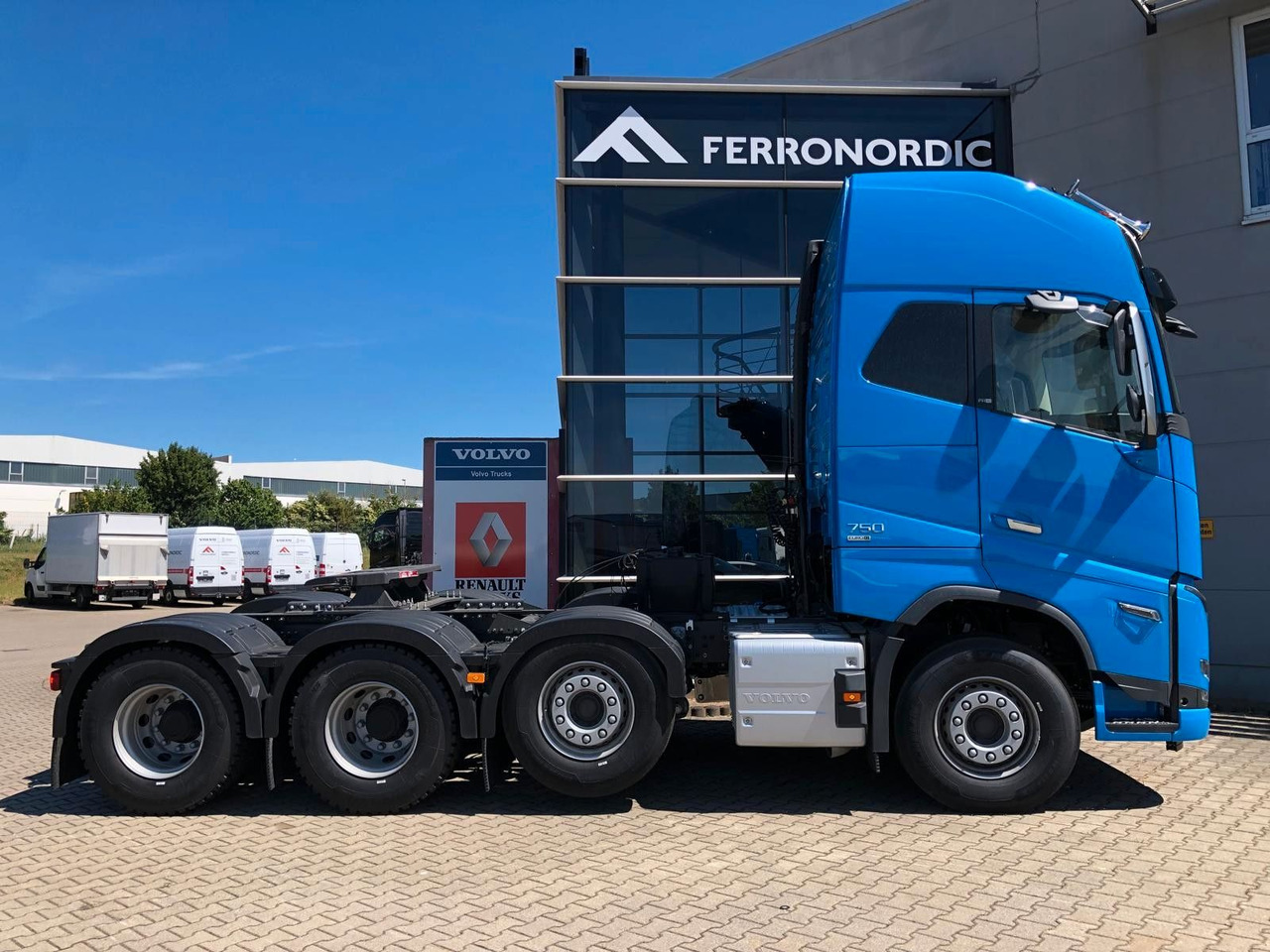Volvo FH16 750 XL 8x4 Tridem*100T*Kriechgänge*Retarder Volvo FH16 750 XL 8x4 Tridem*100T*Kriechgänge*Retarder - Vlačilec: slika 5 Volvo FH16 750 XL 8x4 Tridem*100T*Kriechgänge*Retarder Volvo FH16 750 XL 8x4 Tridem*100T*Kriechgänge*Retarder - Vlačilec: slika 5
