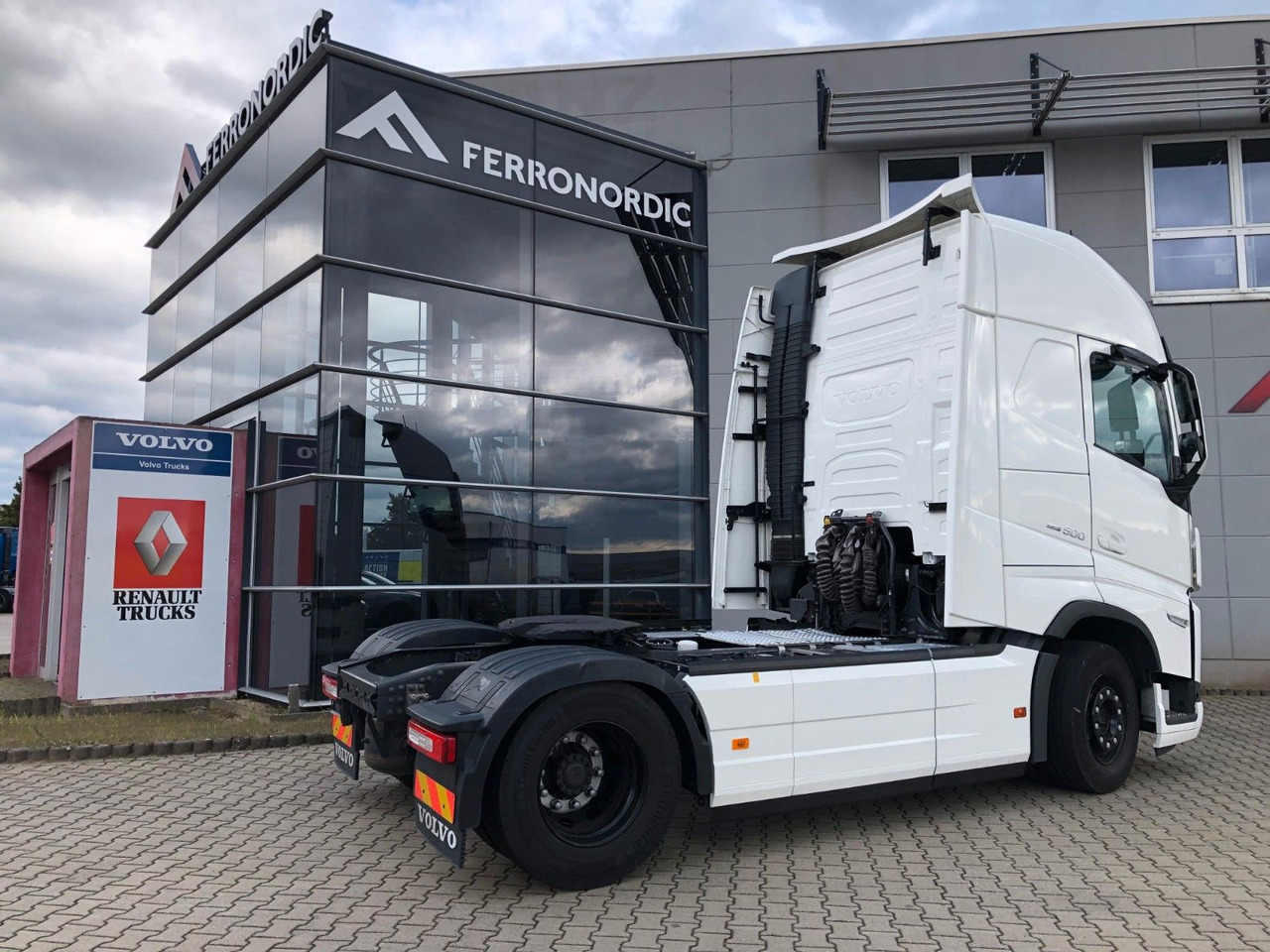 Volvo FH500 XL*2Tanks*IP-Cool*KEIN NO TurboCompound - Vlačilec: slika 3 Volvo FH500 XL*2Tanks*IP-Cool*KEIN NO TurboCompound - Vlačilec: slika 3