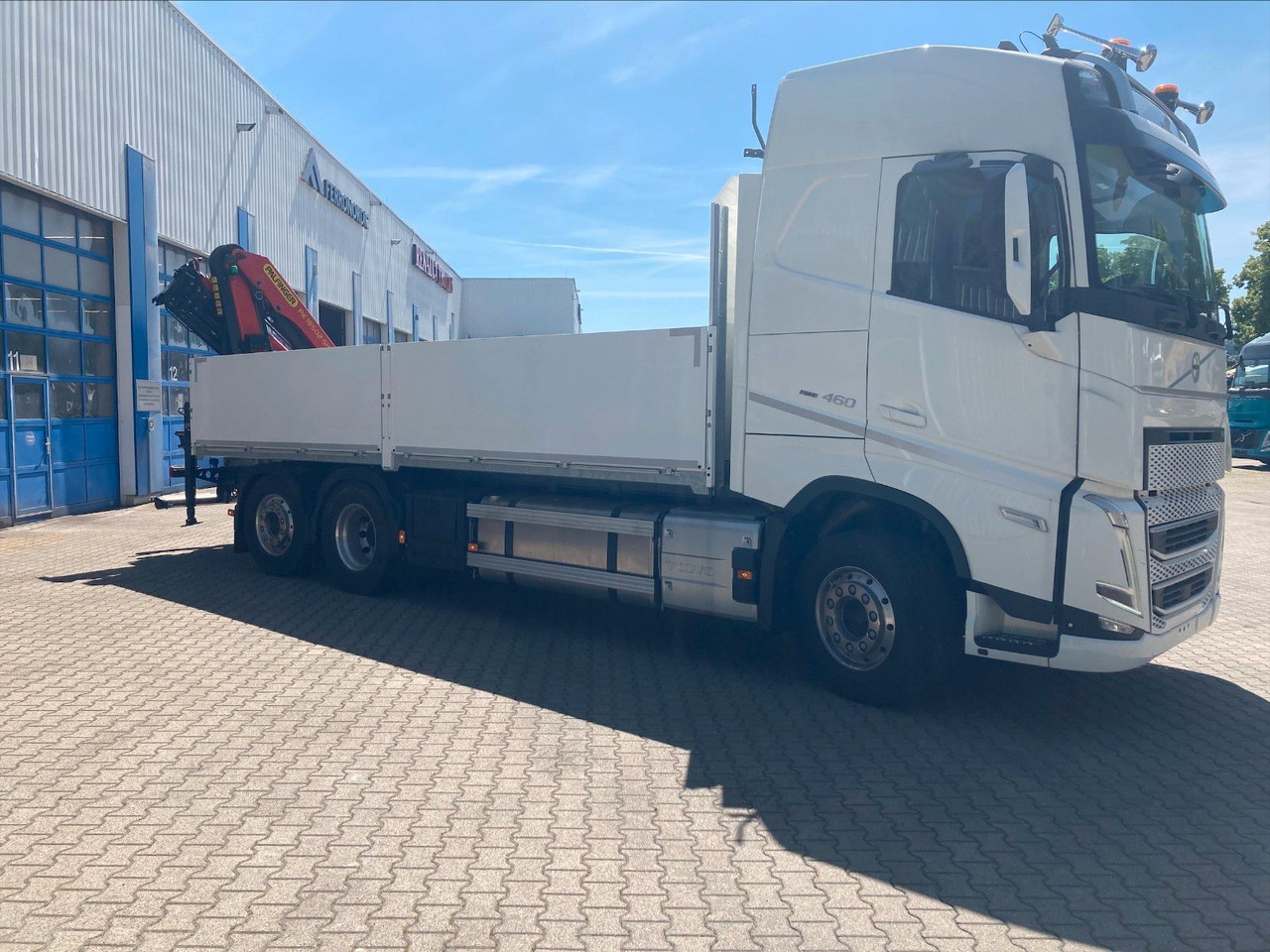 Volvo FH 6x2 R NLA Luftfederung - Tovornjak s kesonom, Tovornjak z dvigalom: slika 1 Volvo FH 6x2 R NLA Luftfederung - Tovornjak s kesonom, Tovornjak z dvigalom: slika 1