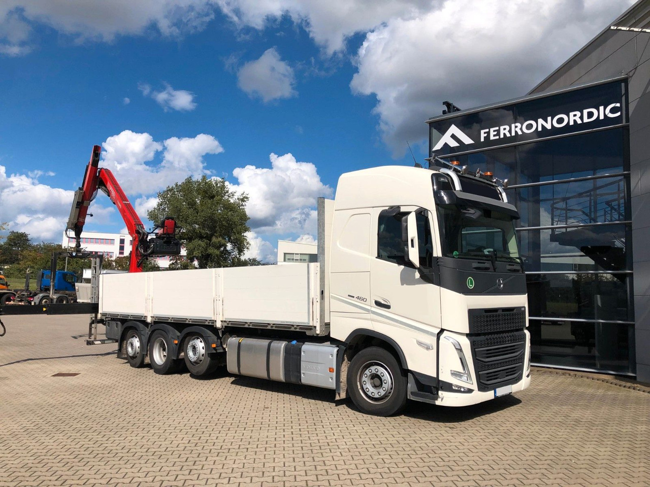 Volvo FH460 8x2 TRIDEM VLA&NLA gelenkt*FASSI F215AS.24 - Tovornjak s kesonom, Tovornjak z dvigalom: slika 5 Volvo FH460 8x2 TRIDEM VLA&NLA gelenkt*FASSI F215AS.24 - Tovornjak s kesonom, Tovornjak z dvigalom: slika 5