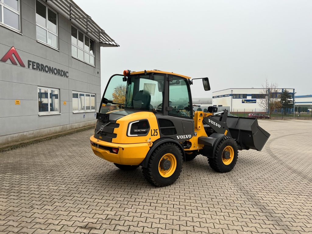 Volvo JL25H Electric *Auch Miete - Kolesni nakladalec: slika 2 Volvo JL25H Electric *Auch Miete - Kolesni nakladalec: slika 2