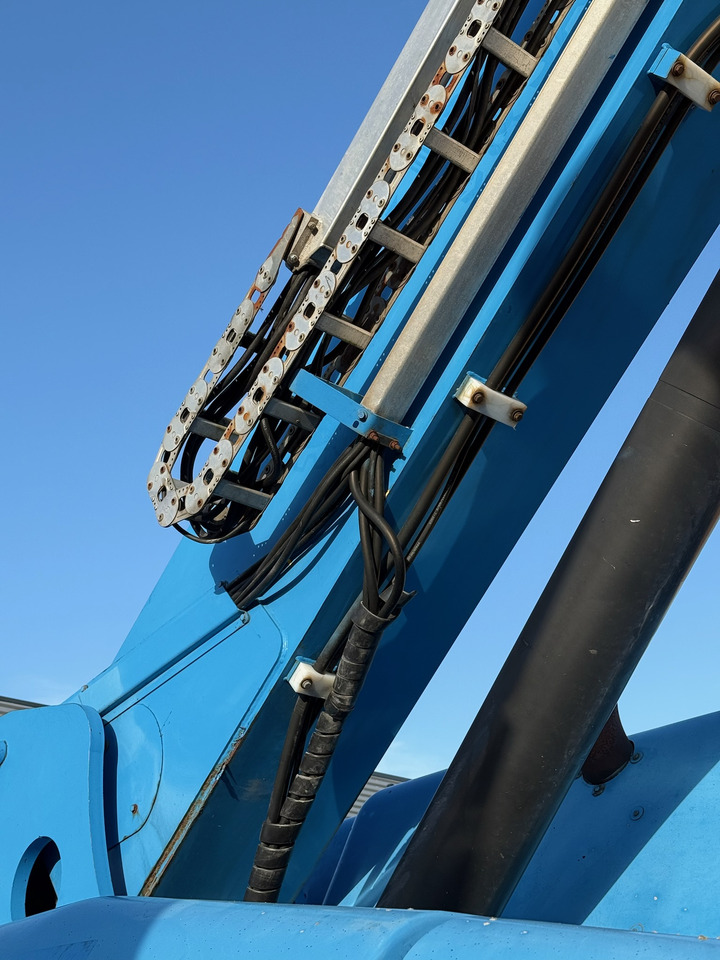 Teleskopska dvižna ploščad GENIE S125: slika 19 Teleskopska dvižna ploščad GENIE S125: slika 19