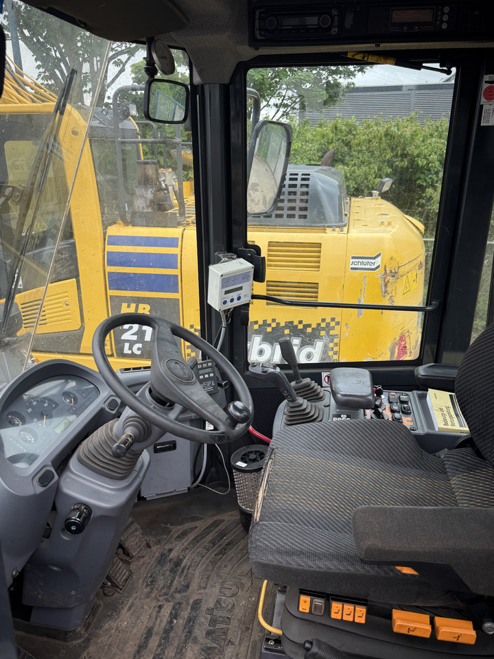 Kolesni nakladalec KOMATSU WA200PZ-6: slika 15