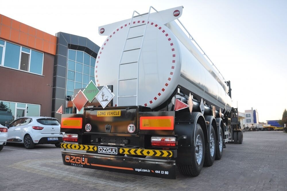 Özgül ADR BOTTLE TYPE STEEL TANKER - Polprikolica cisterna: slika 4 Özgül ADR BOTTLE TYPE STEEL TANKER - Polprikolica cisterna: slika 4