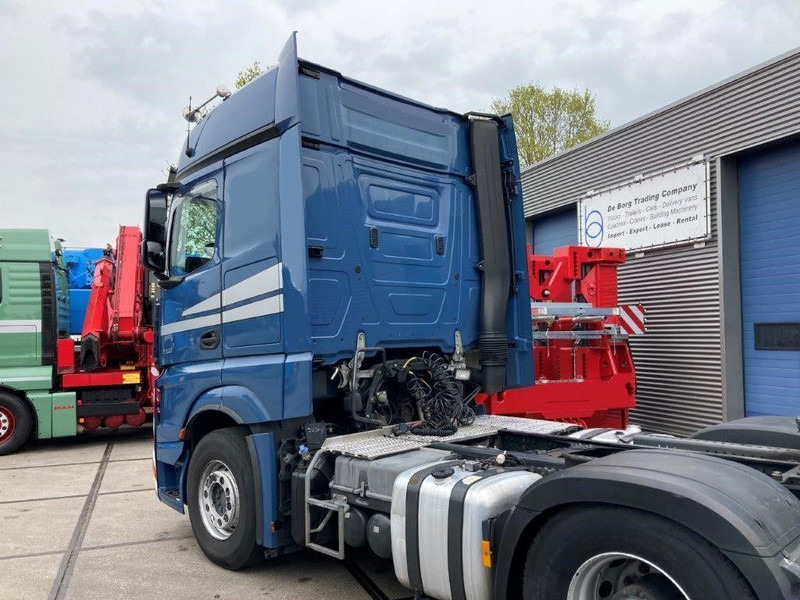 Mercedes-Benz Actros 2863 LS 6x4 - Vlačilec: slika 4 Mercedes-Benz Actros 2863 LS 6x4 - Vlačilec: slika 4