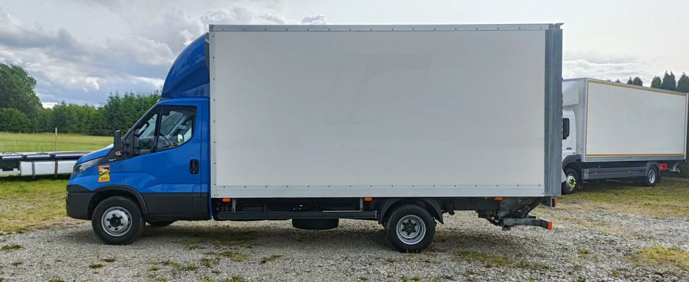 Iveco Daily 70C18 - Tovornjak zabojnik: slika 4 Iveco Daily 70C18 - Tovornjak zabojnik: slika 4