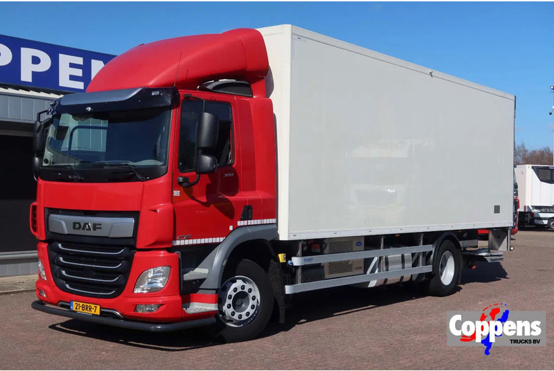 DAF CF 300 Koel/Vries Carrier iceland + Dhollandia 2500KG klep trenn wand - Tovornjak hladilnik: slika 1 DAF CF 300 Koel/Vries Carrier iceland + Dhollandia 2500KG klep trenn wand - Tovornjak hladilnik: slika 1