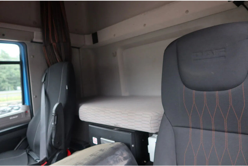 DAF CF 410 Bakwagen + Onderschuif klep - Tovornjak zabojnik: slika 5 DAF CF 410 Bakwagen + Onderschuif klep - Tovornjak zabojnik: slika 5