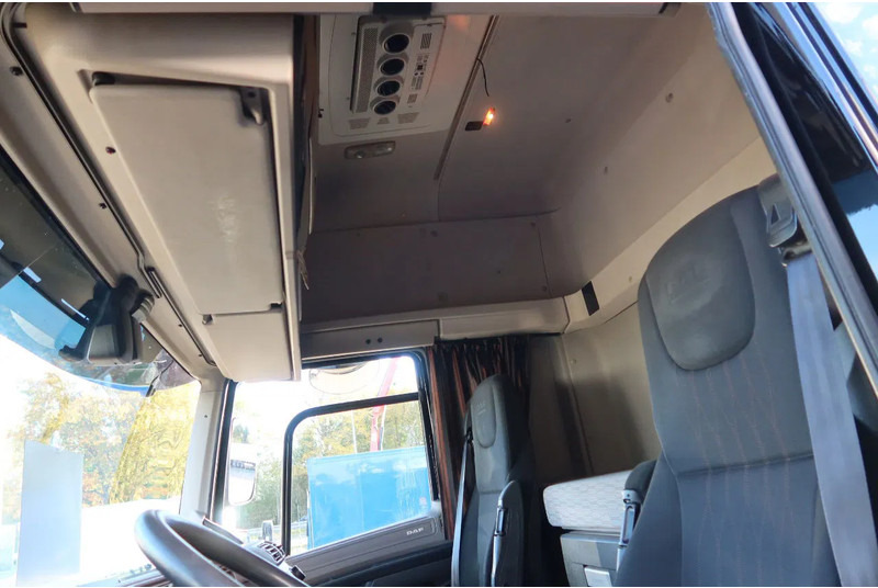 DAF CF 410 DAF CF 410 Black Edition Dhollandia klep 2.000 kg - Tovornjak zabojnik: slika 5 DAF CF 410 DAF CF 410 Black Edition Dhollandia klep 2.000 kg - Tovornjak zabojnik: slika 5