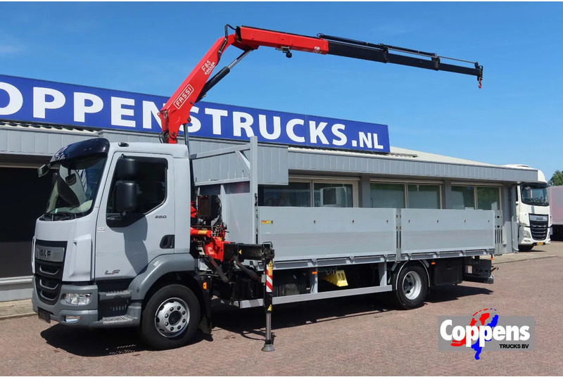 DAF LF 260 Open+Kraan Fassi F 85 V 023+Radio controle - Tovornjak z dvigalom: slika 1 DAF LF 260 Open+Kraan Fassi F 85 V 023+Radio controle - Tovornjak z dvigalom: slika 1