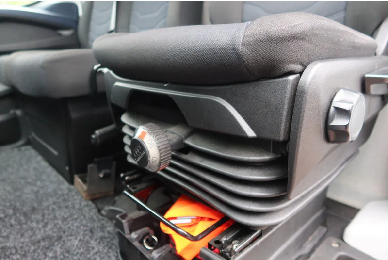 Tovornjak zabojnik Iveco 72 C 180 bak + Dhollandia klep 1000 KG 3.0 L motor: slika 15