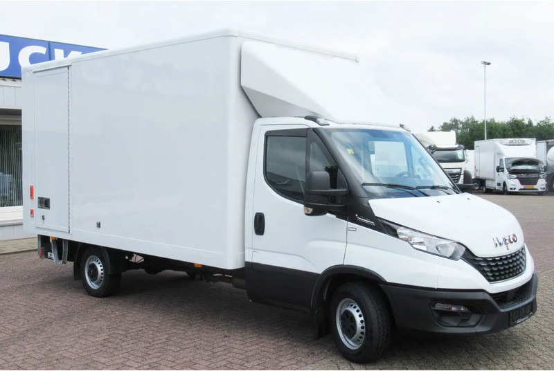 Iveco Daily 35S14 Bakwagen +Laadklep DHollandia 750 kg - Dostavno vozilo z zabojnikom: slika 2 Iveco Daily 35S14 Bakwagen +Laadklep DHollandia 750 kg - Dostavno vozilo z zabojnikom: slika 2