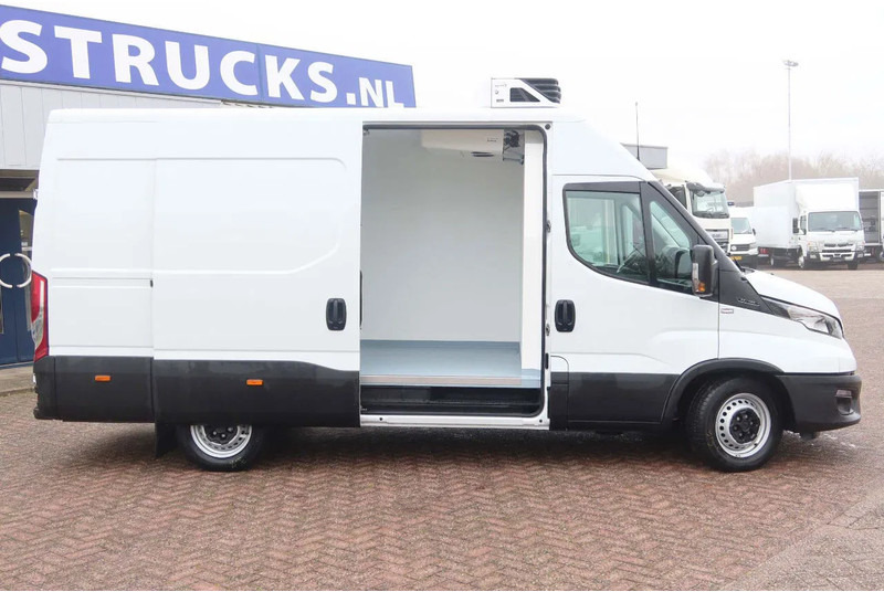 Iveco Daily 35S16 Koelen/vriezen/verwarmen Carrier Xarios 350 + nacht aansluiting 220 volt - Hladilno vozilo: slika 4 Iveco Daily 35S16 Koelen/vriezen/verwarmen Carrier Xarios 350 + nacht aansluiting 220 volt - Hladilno vozilo: slika 4