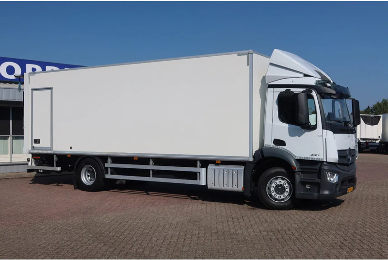 Mercedes-Benz Antos 2127 L Bak + klep 2000 kg Euro 6 - Tovornjak zabojnik: slika 3 Mercedes-Benz Antos 2127 L Bak + klep 2000 kg Euro 6 - Tovornjak zabojnik: slika 3