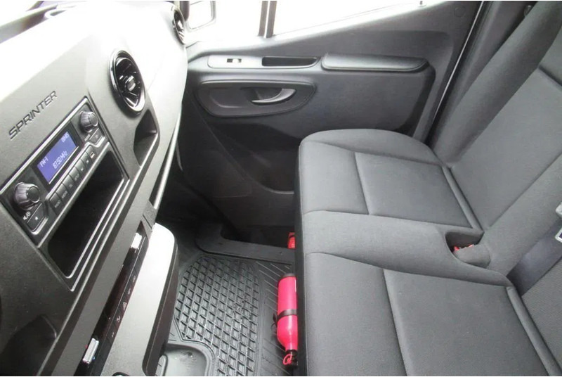 Mercedes-Benz Sprinter 314 CDI Koel/Vries/ verwarmen 220 volt nachtaansluiting - Hladilno vozilo: slika 5 Mercedes-Benz Sprinter 314 CDI Koel/Vries/ verwarmen 220 volt nachtaansluiting - Hladilno vozilo: slika 5