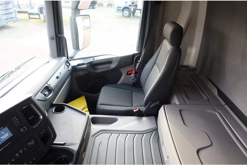 Scania P280 4x2 Bak + Dhollandia Klep 2000 KG - Tovornjak zabojnik: slika 5 Scania P280 4x2 Bak + Dhollandia Klep 2000 KG - Tovornjak zabojnik: slika 5