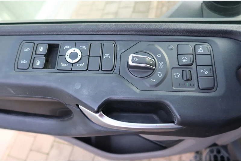 Tovornjak zabojnik Scania P280 4x2 Bak + Dhollandia Klep 2000 KG: slika 10 Tovornjak zabojnik Scania P280 4x2 Bak + Dhollandia Klep 2000 KG: slika 10